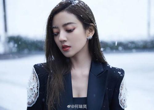 何瑞贤前女友爆料视频,揭秘背后惊人真相