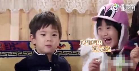 八卦吃瓜博主网红圈视频,揭秘网红圈视频背后的八卦风云