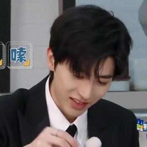 沙溢爆料蔡徐坤视频大全,视频大全曝光惊人瞬间