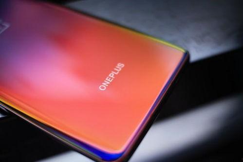 一加13最新官方爆料,性能与设计双升级，引领旗舰新潮流”