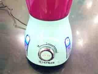 火龙果汁爆料怎么做的视频,跟随视频轻松学会火龙果汁制作过程