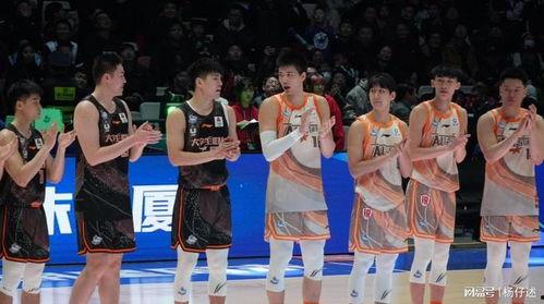 龙狮成最新爆料,揭秘娱乐圈幕后真相