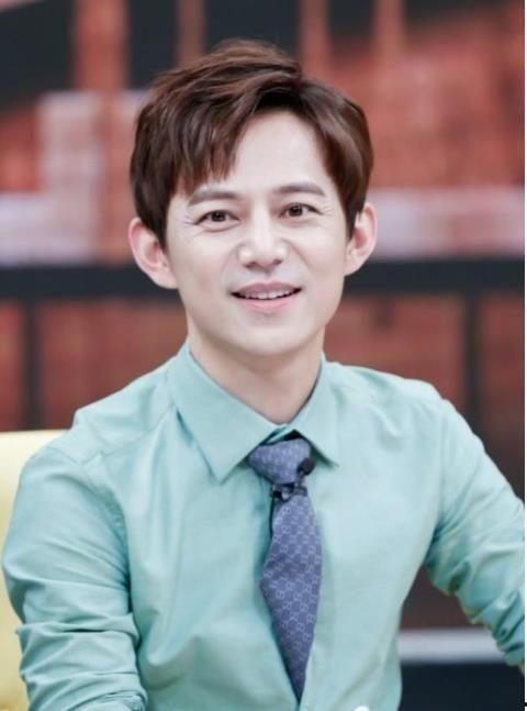 狗仔爆料何炅视频